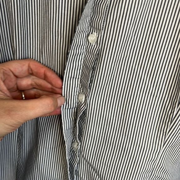 The Limited Essential Shirt Large long sleeve button up blouse grey stripes - Picture 5 of 7